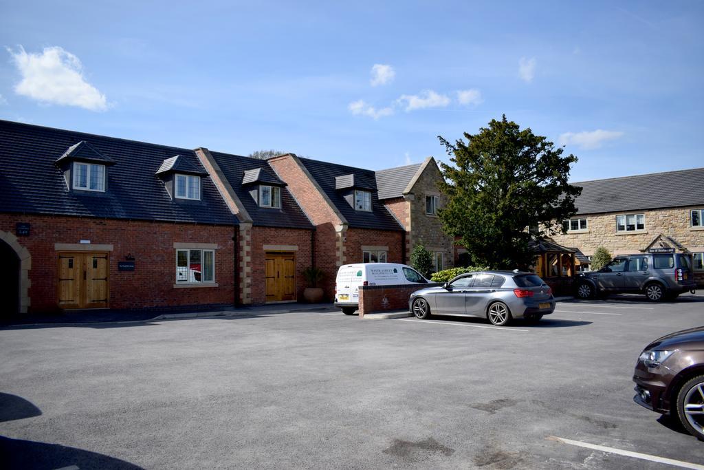 The White Hart Inn Alfreton Esterno foto
